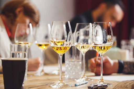 【ワインにこだわる】ボンファムの料理に合うワインが多数